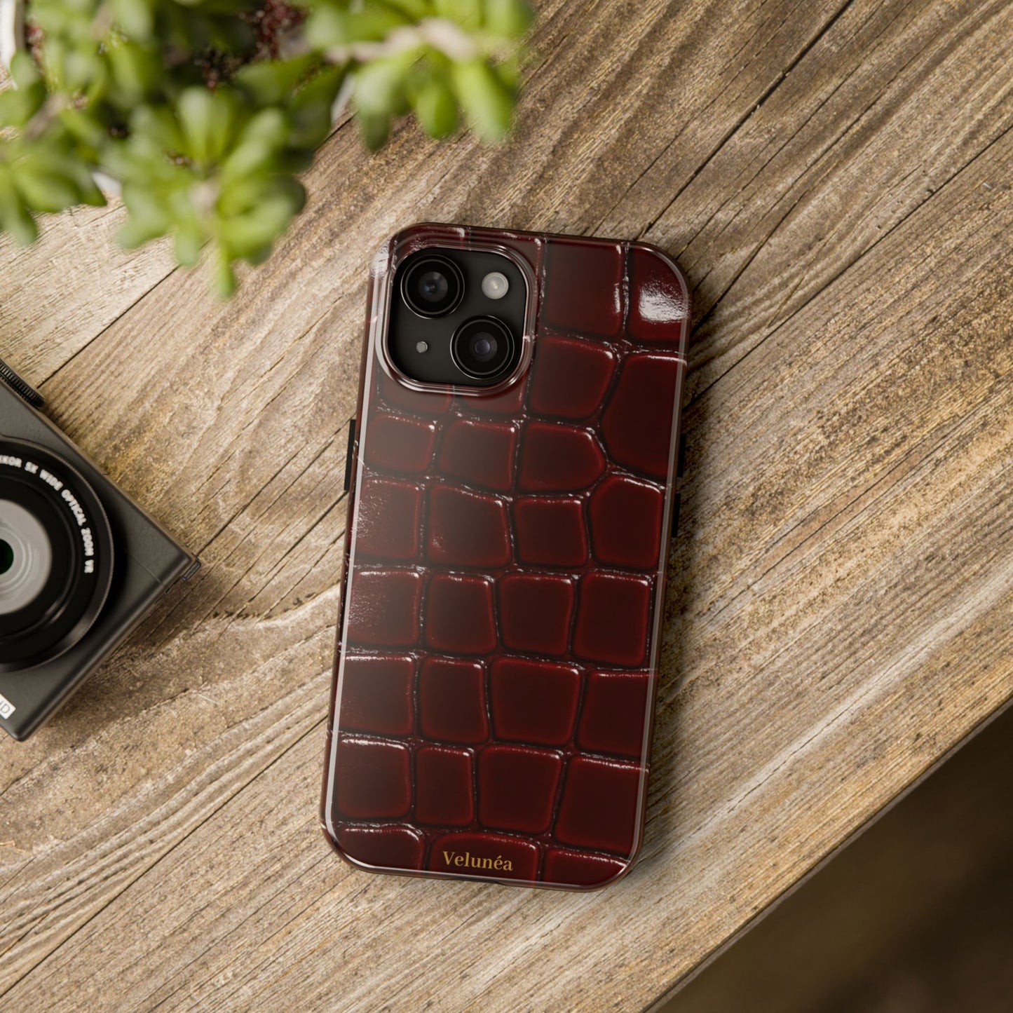 Velunéa Rouge Croc Phone Case