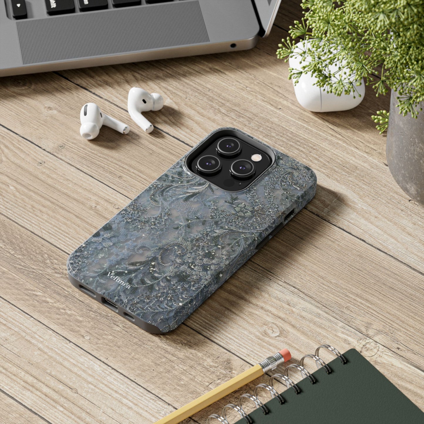 Velunéa Frost Lace Phone Case