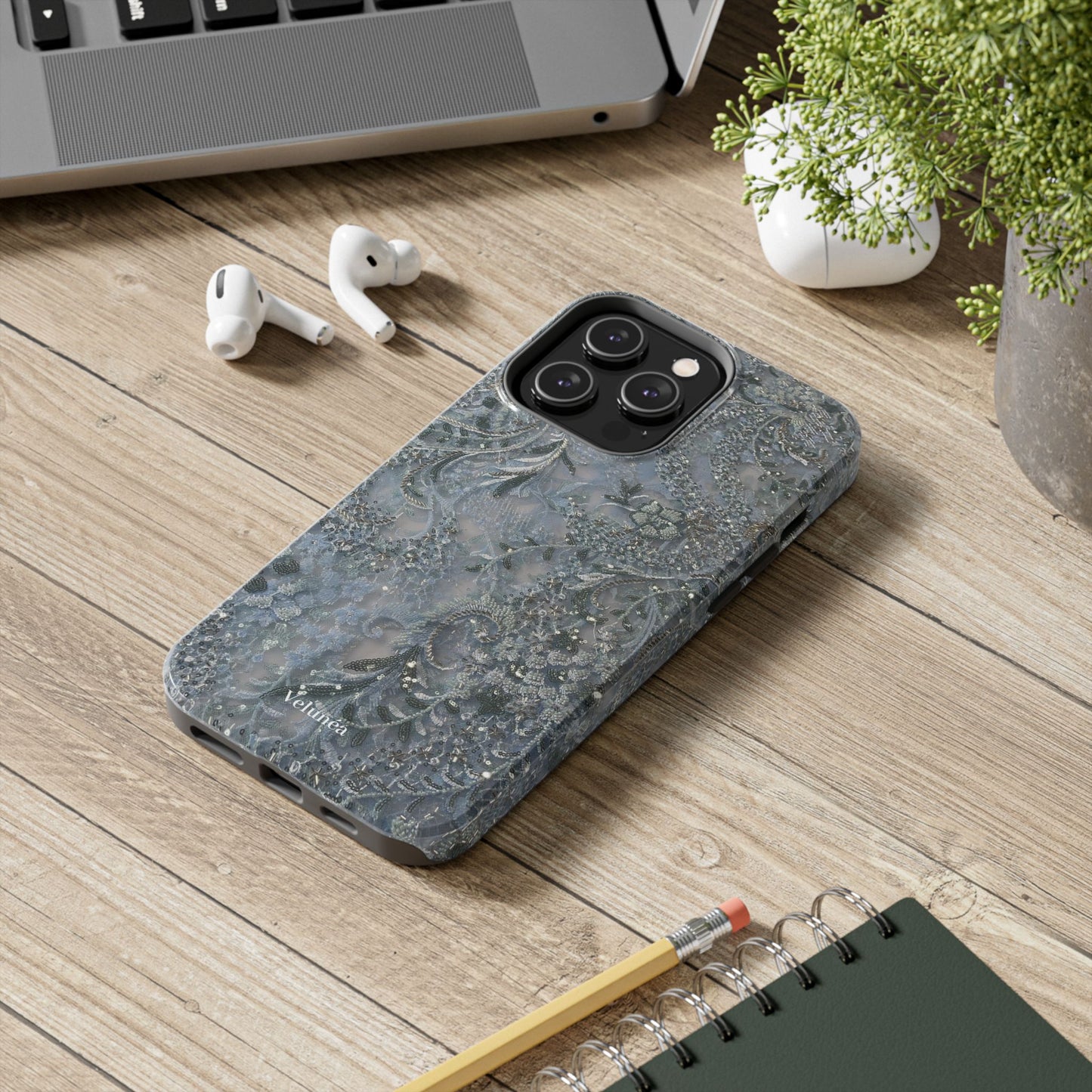 Velunéa Frost Lace Phone Case