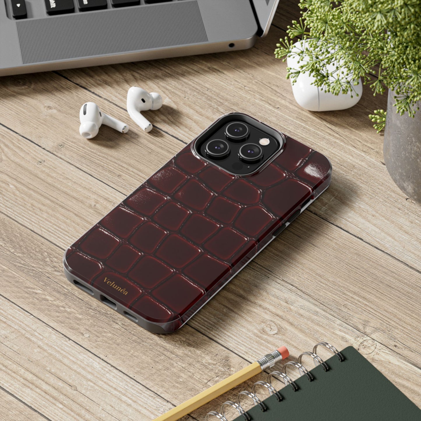 Velunéa Rouge Croc Phone Case