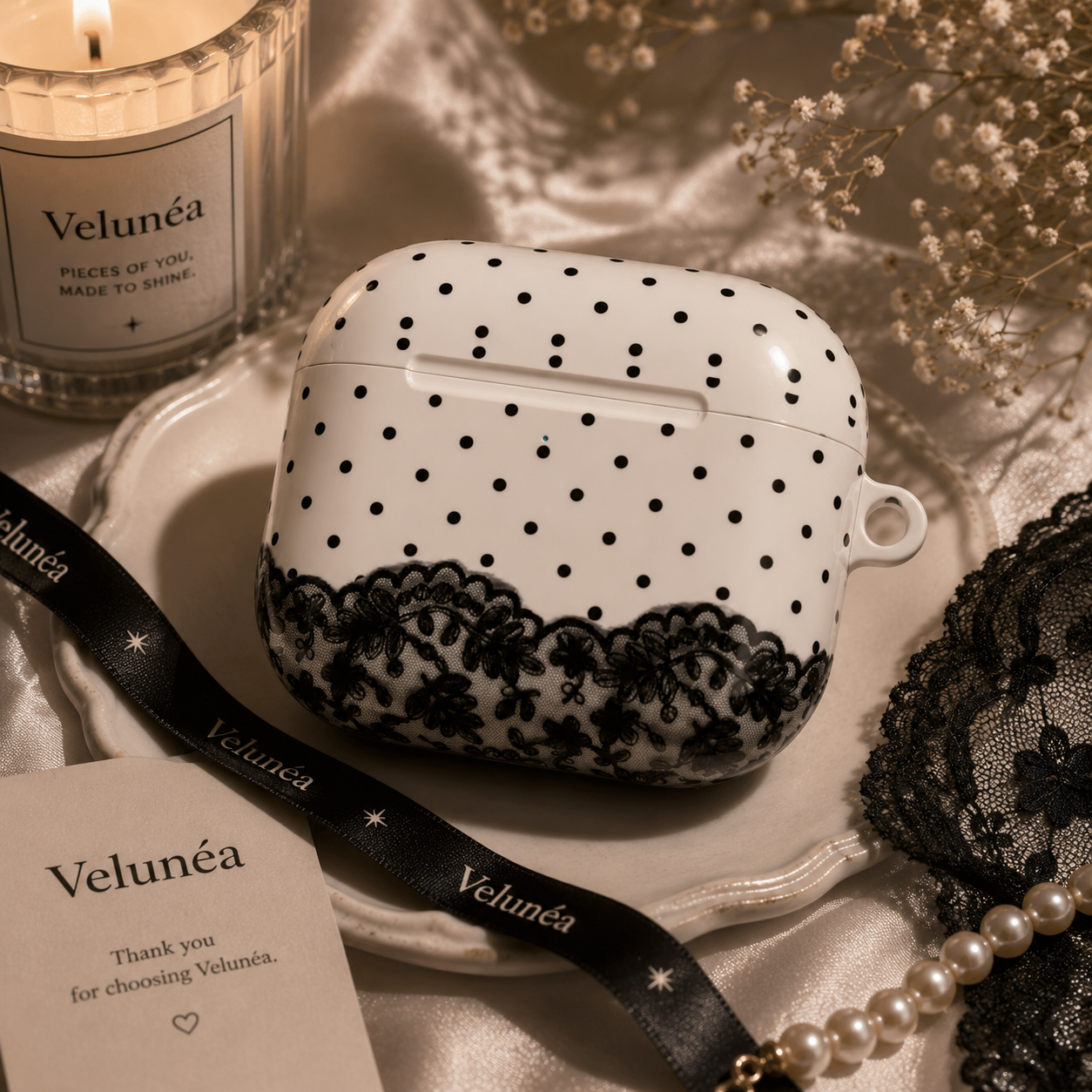 Velunéa Lace AirPods Case