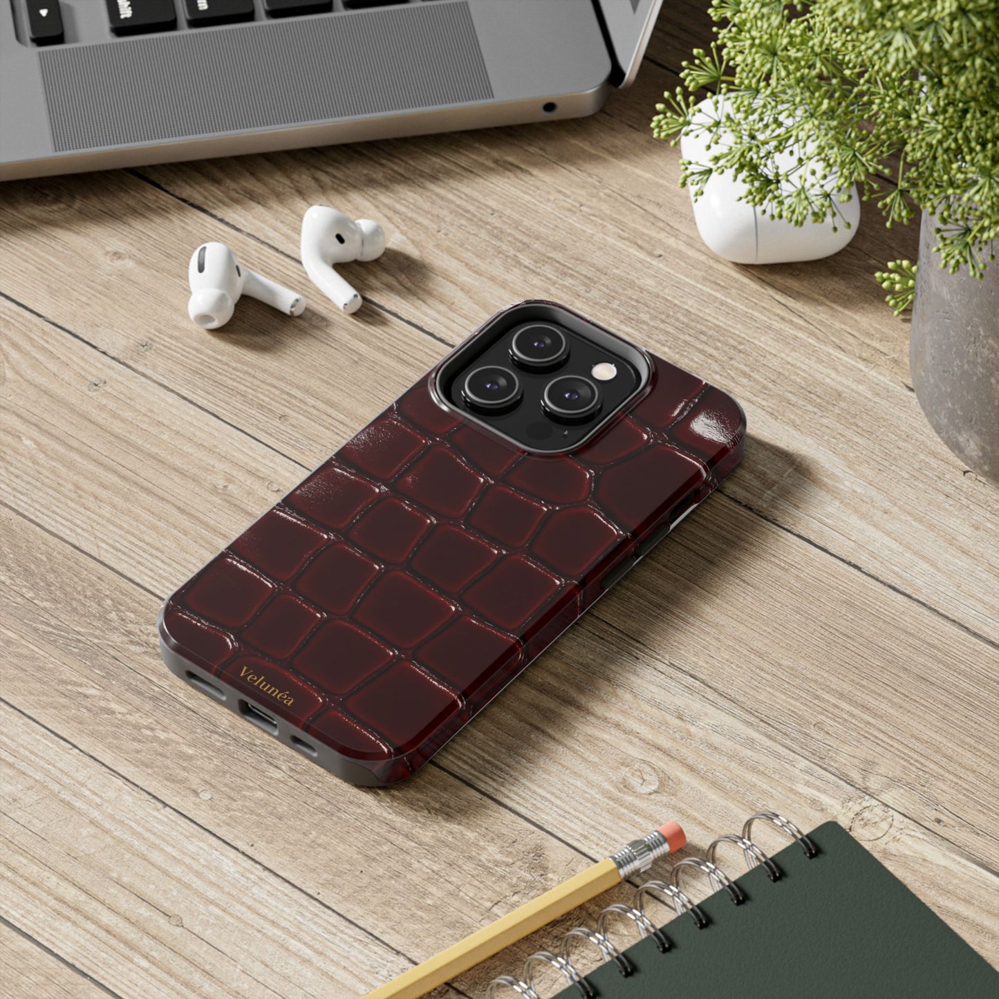 Velunéa Rouge Croc Phone Case