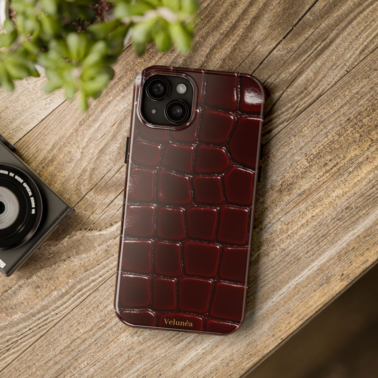 Velunéa Rouge Croc Phone Case